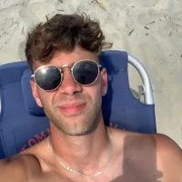 รูปโปรไฟล ์ของ SpaniardHot