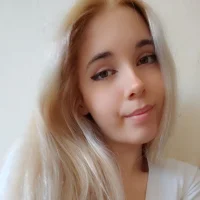 Katie_Kush18's Avatar Pic