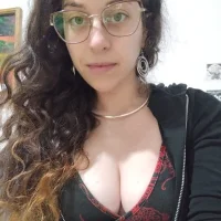 RoXXXie's Profile Pic