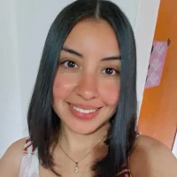 Slika avatara modela _Romilly_