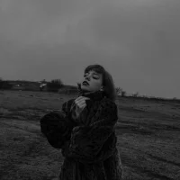 Eva_Svetozaroff's Profile Pic