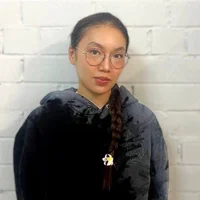 CarieBraniff Φωτ, Προφίλ