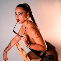 Bela_Jones 的個人資料圖片