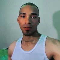 Sexyboy_0199 Adlı Modelin Avatarı