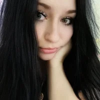 BRUNETTE1995's Profile Pic