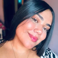 luna-caceres's Profile Pic