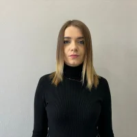 ElvaAle's Profile Pic