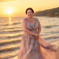 QUEEN02030's Avatar Pic