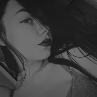 Riley_333's Profile Pic