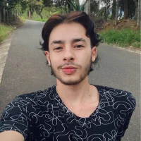 kyle_clint07 Adlı Modelin Avatarı
