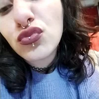 l0la25's Profile Pic