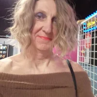 CelineFucks2-0's Profile Pic