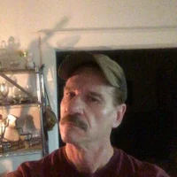 foxxholes's Profile Pic
