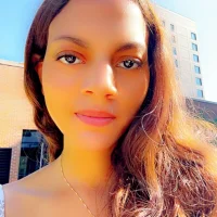 HoneyRaynes's Profile Pic