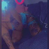 urprettygirlleenay's Avatar Pic