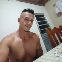 well_tom's Profile Pic