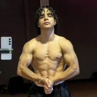 รูปอวาตาร์ของ noah_delacroix