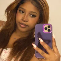 evayeli's Profile Pic
