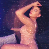 Модель KinkyZarah