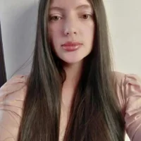 REINA311992's Profile Pic