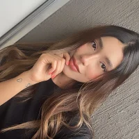 Slika avatara modela SelenaStone