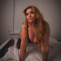 Curvy_Rosie99's Avatar Pic