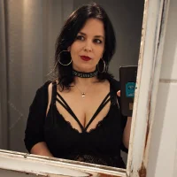 Claire_Obscure webcam