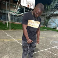 hugeblack43's Profile Pic