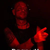 Johnnybigstailon's Profile Pic