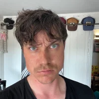 naigewrona's Profile Pic