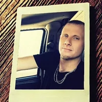 HandsomeDad698832 webcam