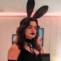 edengoldapel's Profile Pic