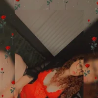 strawberriesncream's Profile Pic