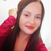 صورة الملف الشخصي لـ lizycolins