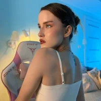 OliviaJennet's Profile Pic