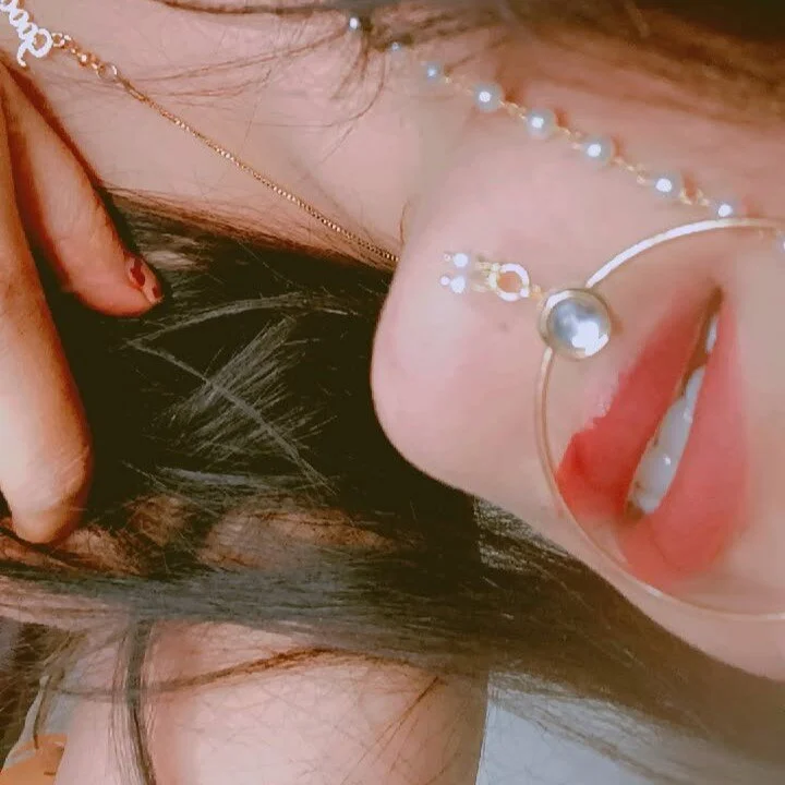 shuhana_'s nudes and profile