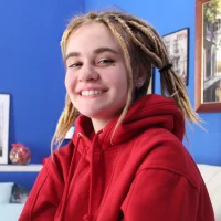 Kira_Wood's Avatar Pic