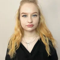 DiorFIowerss's Profile Pic