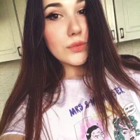 shirly_cream's Profile Pic