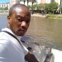 SikhangeleScimbhizo's Profile Pic