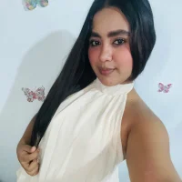 Luna_yummy webcam model