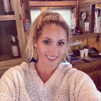 -LookMomIMadeIt's Profile Pic