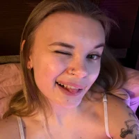 -MiaKitty