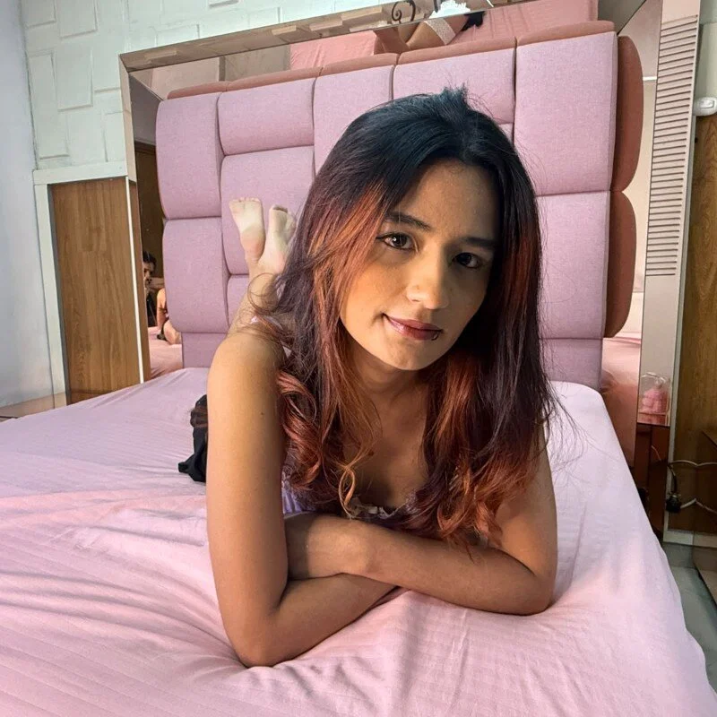 petite_phoenix profile photo