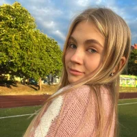 VioletYounngs profilbillede