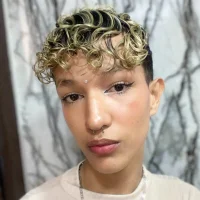 Zharick_Summers's Profile Pic