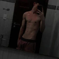 Slika avatara modela Mellvinn