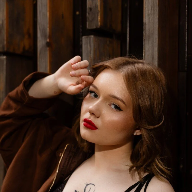 ElinaVale profile photo