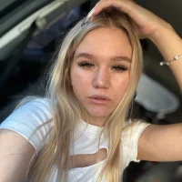 Annarill's Profile Pic