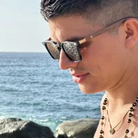 elvis_luciano